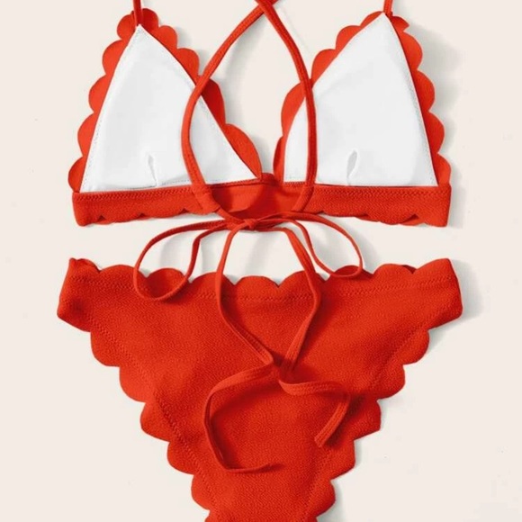 Red Bikini - Picture 2 of 6